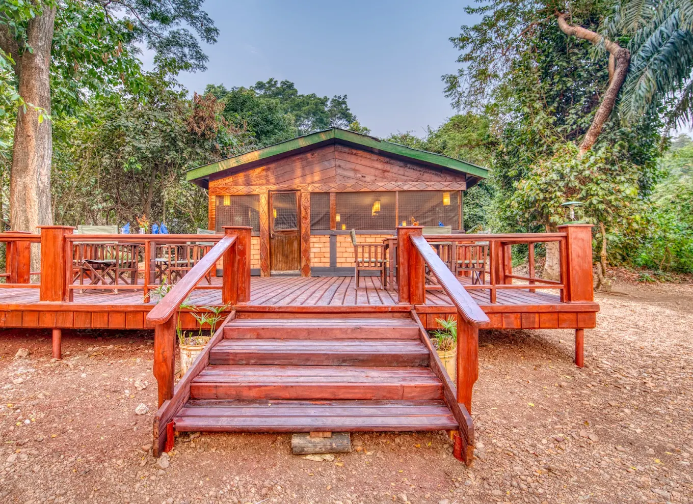 Mbali Mbali Gombe Lodge
