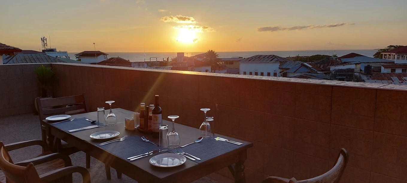 Horizon Palace Hotel