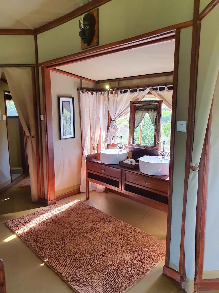 Tarangire Kuro Treetops Lodge